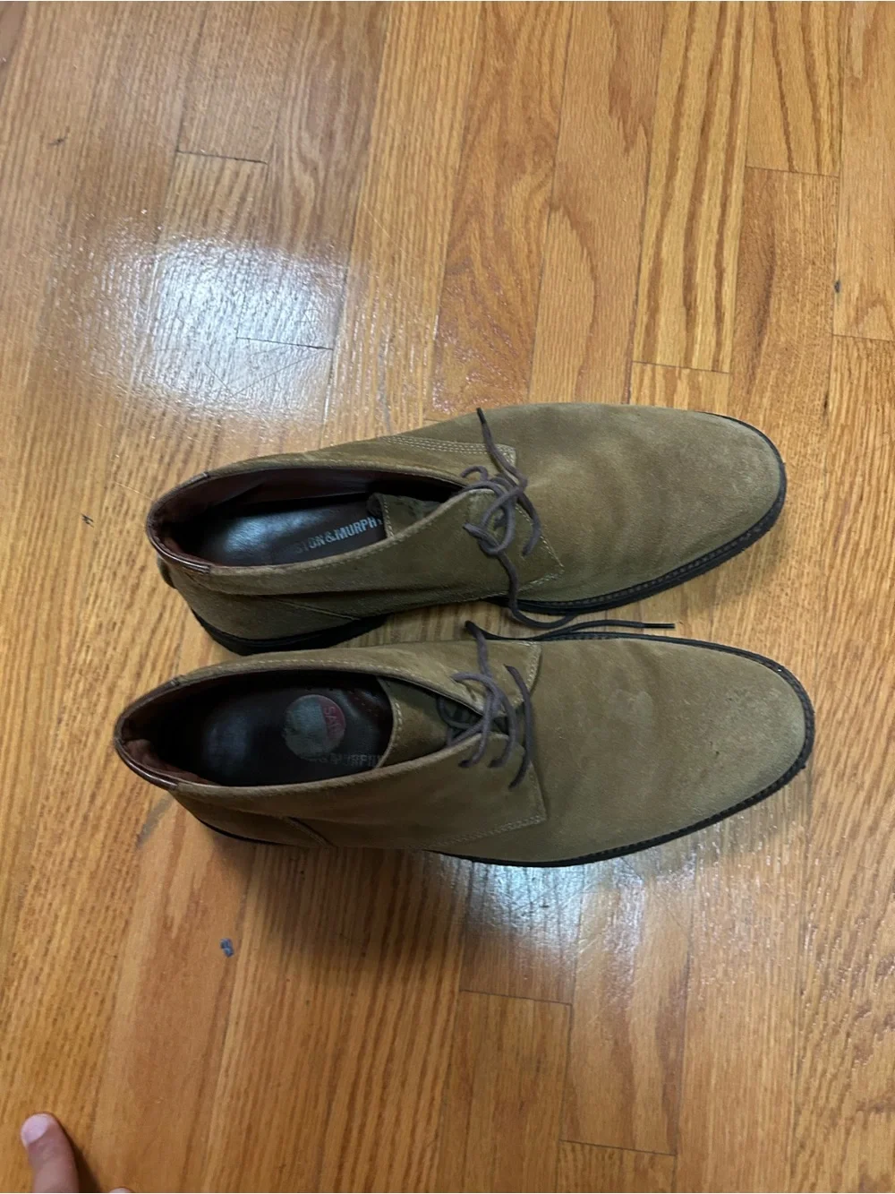 Johnston & Murphy Olive Suede Chukka Boots